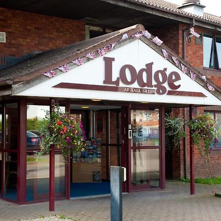 The Lodge Hotel Birmingham Exterior photo
